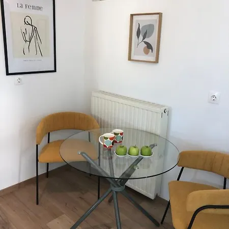 Hotel apartamentowy Hills 3*