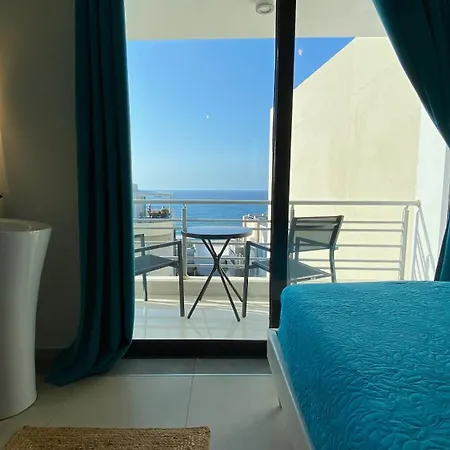 Apart Otel Hills 3*