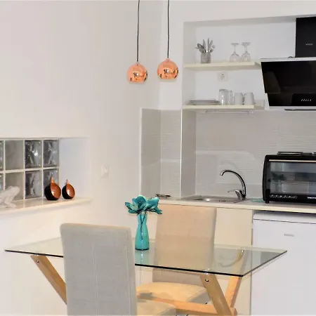 Hotel apartamentowy Hills 3*